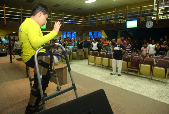Daniel, el pequeño orador que sueña con ser futbolista