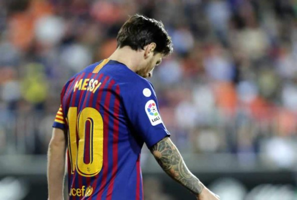 Barcelona sigue sin ganar en la Liga Española: empató con el Valencia