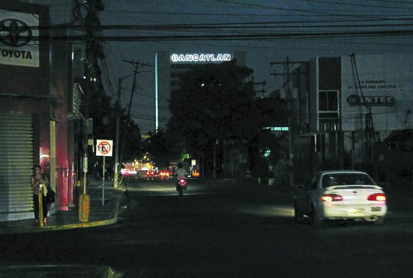 Temen apagones por problemas para pagarles a las térmicas