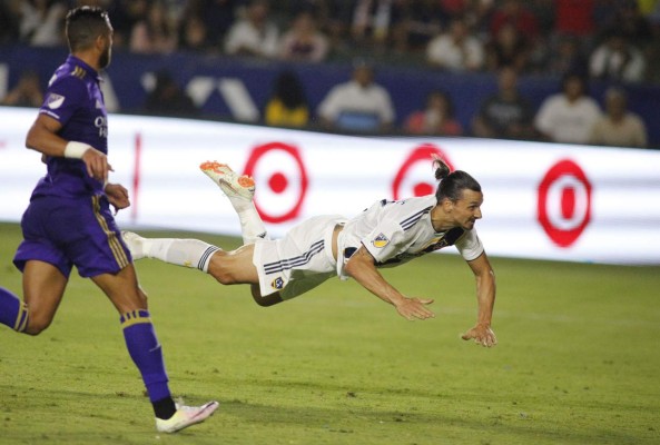 Resumen MLS: Ibrahimovic anota su primer hat-trick en Estados Unidos