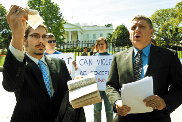 11-S: Manifestaciones ensombrecen aniversario