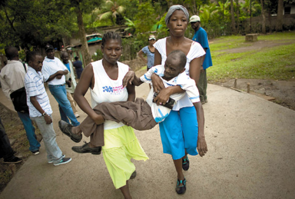 Haití lucha contra el cólera y el recelo del mundo