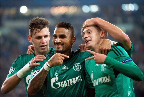 El Schalke 04 supera con claridad al Steaua Bucarest