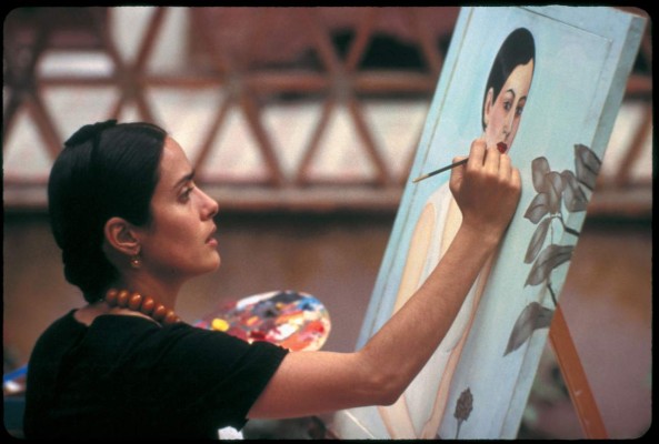 Salma Hayek sueña en la oscuridad