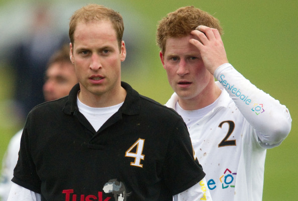 William y Harry desatan la polémica por caza de animales