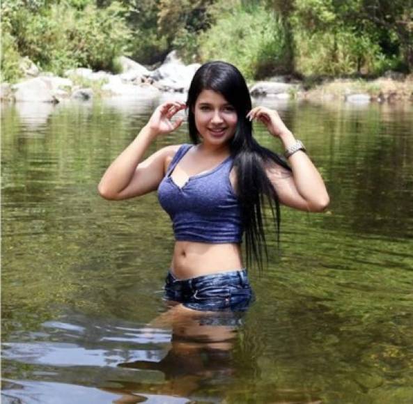 Jeimi tiene dos años de trabajar como modelo y es ahora el rostro de muchas marcas en Honduras.