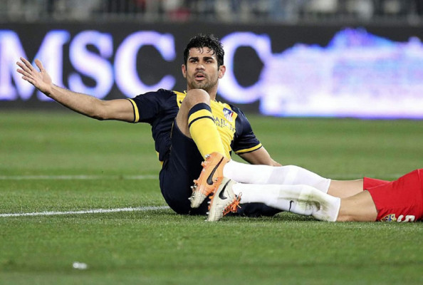 Almería sorprende al Atlético de Madrid y lo baja de la cima