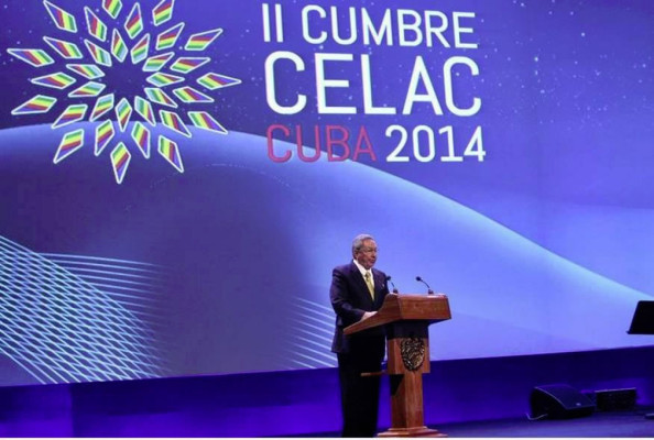 Cuba lanzó críticas a EUA en la Celac, que homenajeó a Chávez