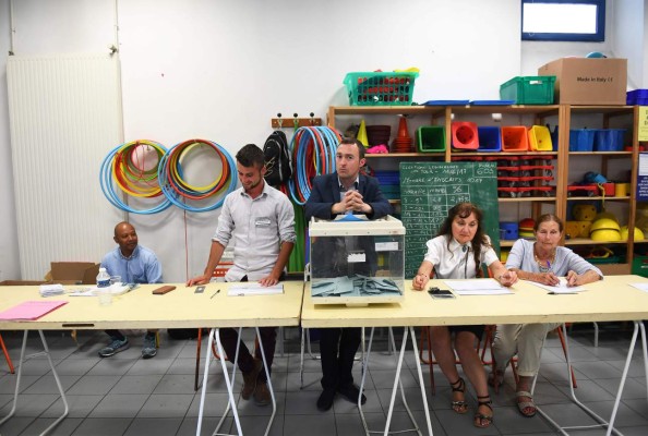 Macron busca mayoría legistlativa para apoyar sus reformas