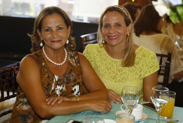 Fiesta de bienvenida para los primos Corado