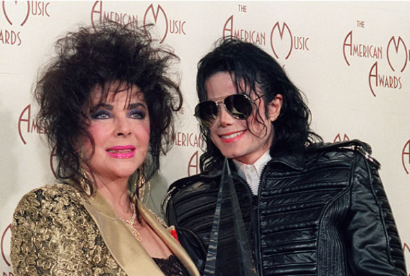 Muere Elizabeth Taylor, la belleza de los ojos violeta