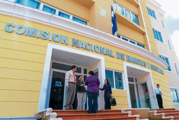 Más de 250,000 empresas no tienen acceso a la banca