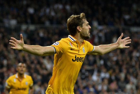 Cristiano Ronaldo sostiene a un Real Madrid sin identidad