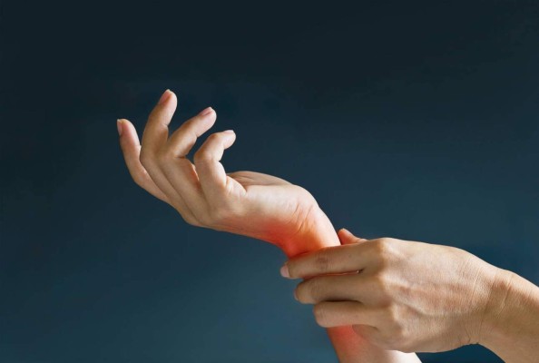 Frío aumenta la percepción de dolor en pacientes con enfermedades reumáticas