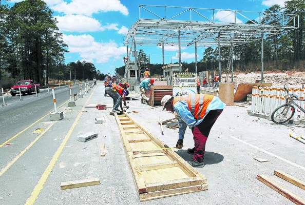 Analizan posponer el cobro de peaje en la carretera a Tegucigalpa