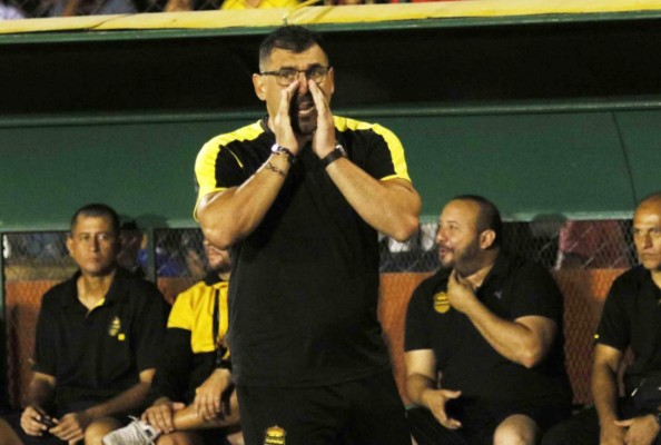 'Tato' García: 'Fuimos superiores al rival, manejamos todo el partido”