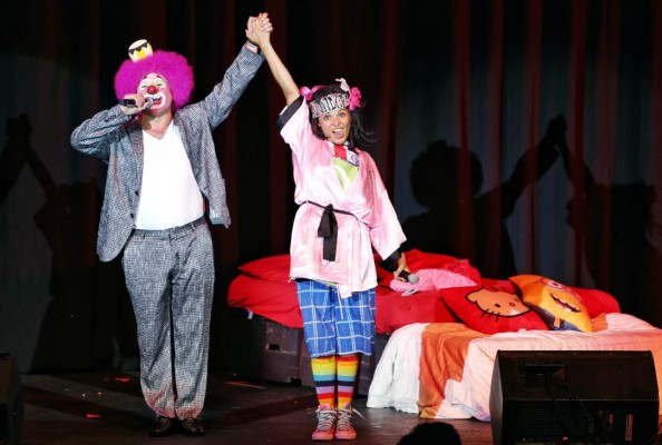 Karla Panini acusa a Karla Luna de lucrarse de enfermedad