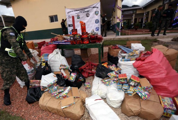 Decomisan un millón de lempiras en pólvora en Tegucigalpa