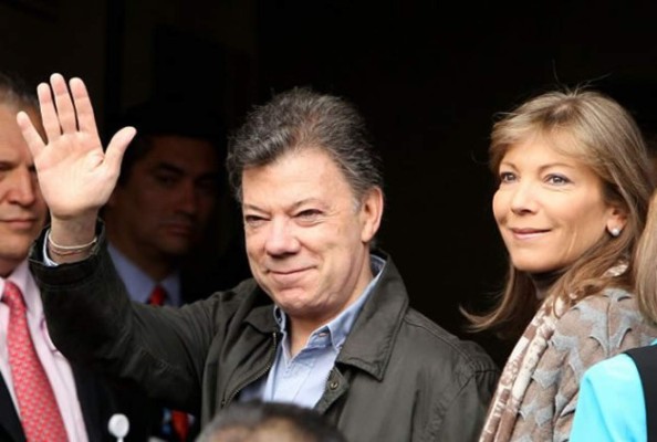 Santos promete fin a servicio militar obligatorio a pocos días de la segunda vuelta 