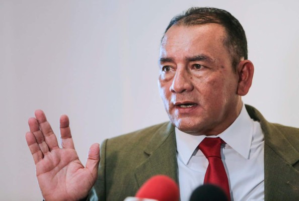 Candidato opositor advierte que defenderá votos