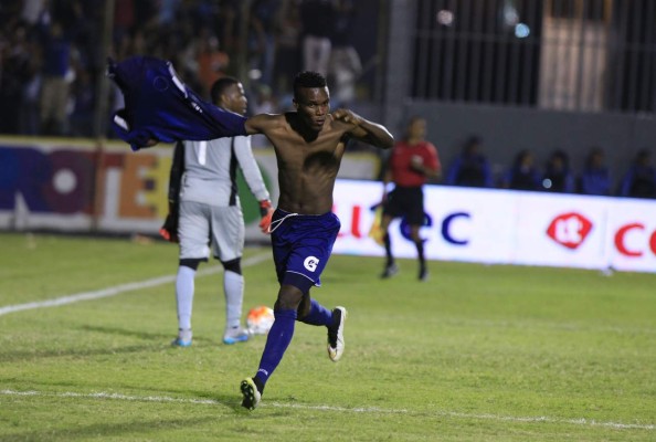 Motagua avanzó con polémica a semi, Marathón rozó el milagro