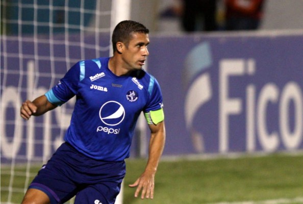 El día que Júnior Izaguirre erró penal