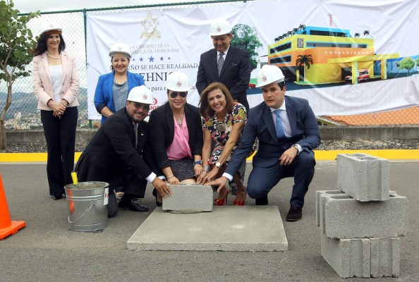 Comienza construcción de centro para niños quemados