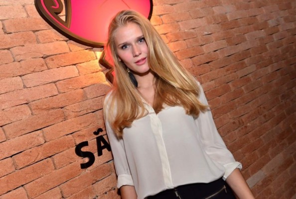 La sexi novia de Ronaldo tiene 15 años menos que él