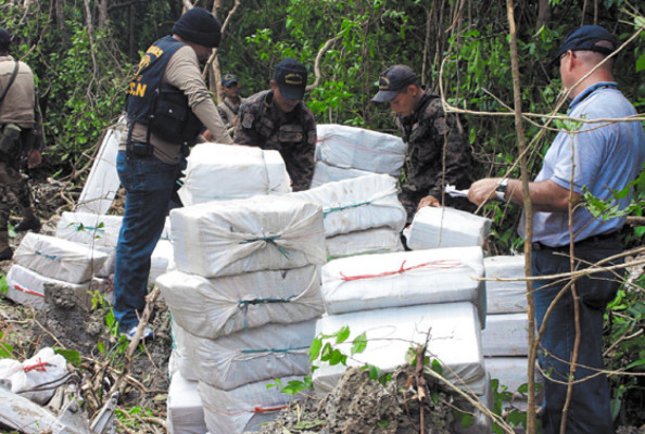 Honduras: Queman la droga en Utila