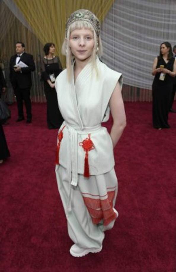 HOLLYWOOD, CALIFORNIA - FEBRUARY 09: Aurora attends the 92nd Annual Academy Awards at Hollywood and Highland on February 09, 2020 in Hollywood, California. Kevork Djansezian/Getty Images/AFP