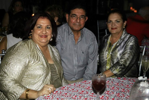 Magdalena Yacamán de Barletta celebra su cumpleaños