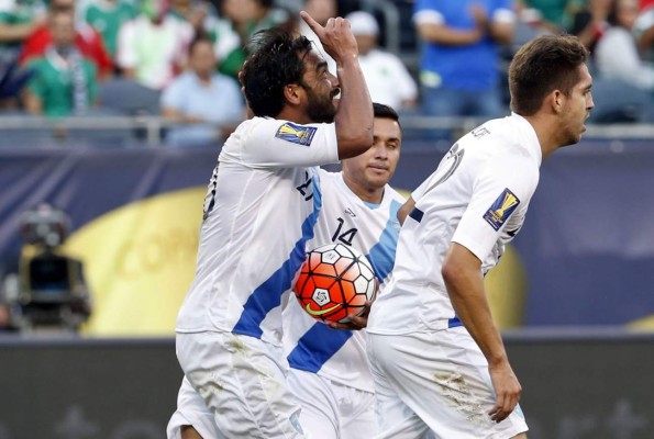 El 'Pescadito' Ruiz supera a Carlos Pavón en Concacaf