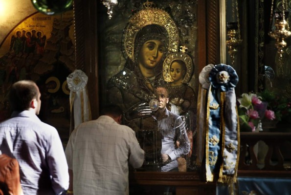 Papa Francisco: 'Pesebre y árbol tocan el corazón de todos'