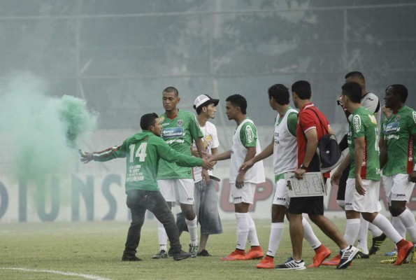 Se repitió la invasión de cancha en el Yankel Rosenthal