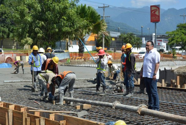 30,000 carros diarios pasarán por los túneles