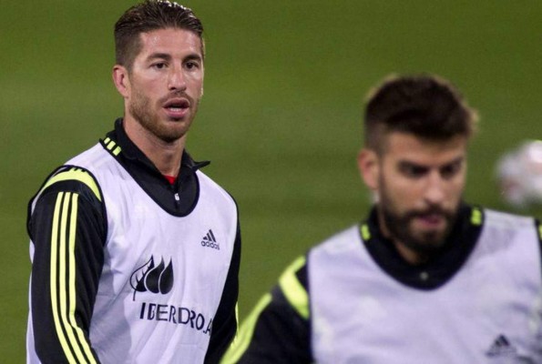 Sergio Ramos se harta de Piqué por las burlas sobre el 'caso Cheryshev'