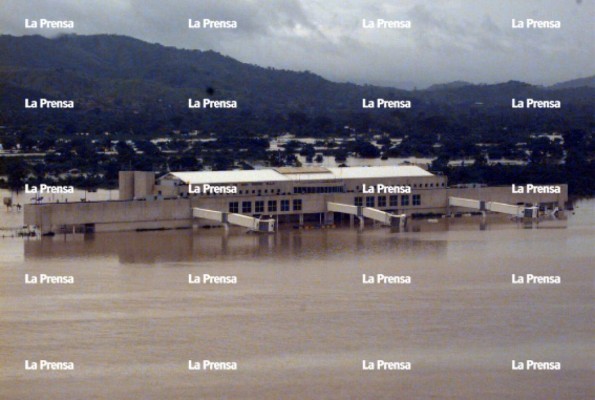 Veinte años del huracán Mitch sin inundaciones en La Lima, Cortés