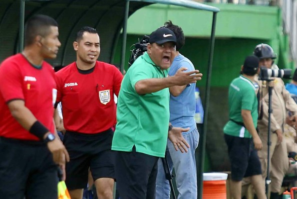 Carlos Orlando Caballero tildó de 'robo” el partido ante Motagua