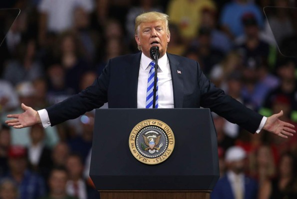 El día más negro de Trump amenaza con asfixiar su Presidencia