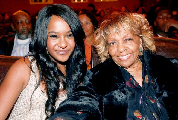 Tíos de Bobbi Kristina graban 'reality'
