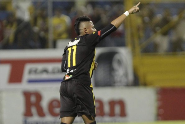 Video: Ramón Núñez solo ocupó un minuto para firmar un golazo