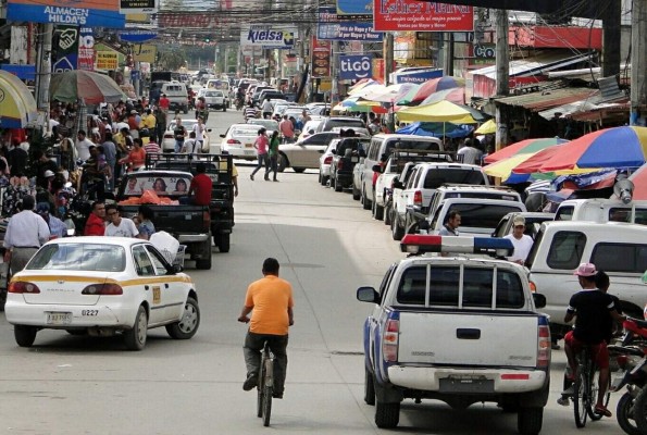 Más de 400 taxis operan ilegales en El Progreso