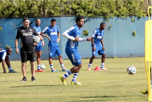 Honduras comenzó a afinar su táctica para el Mundial de Brasil
