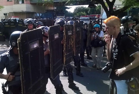 Protestan en Sao Paulo y Río de Janeiro en el día inaugural del Mundial