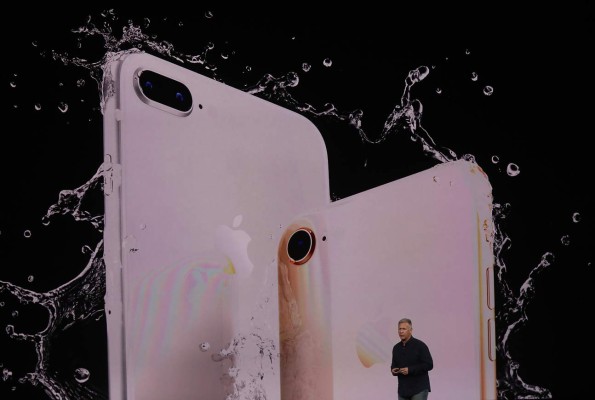 Apple presenta su propio '8” con dos nuevos iPhones