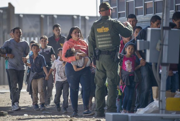 Mueren otros dos inmigrantes bajo custodia de la Patrulla Fronteriza