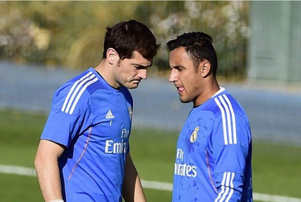 Iker Casillas defiende de las críticas al tico Keylor Navas