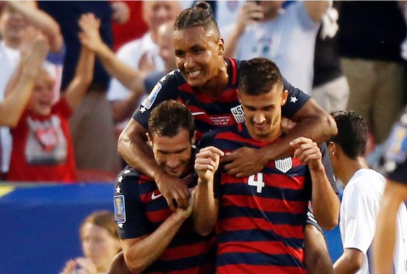 Estados Unidos golea a Nicaragua y clasifica a cuartos de Copa Oro