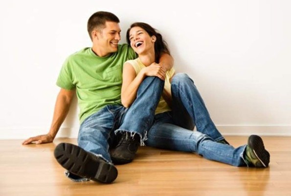 Vivir en pareja y el matrimonio mejoran la salud emocional de las mujeres