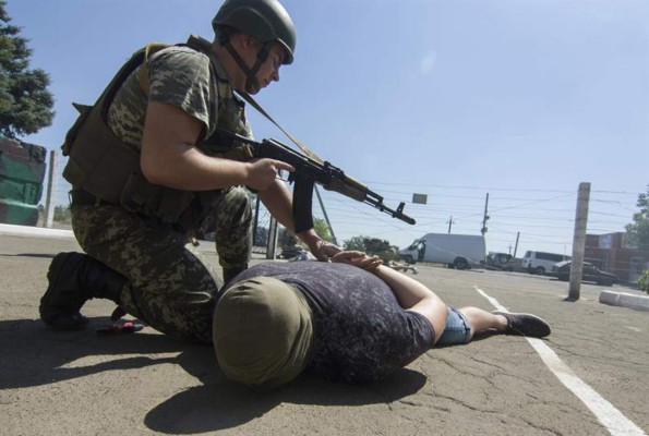 Soldado ucraniano muere en combate en el este de Ucrania
